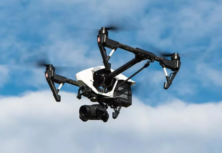 Dron dji phantom 5 - nowa generacja profesjonalnego drona do filmowania